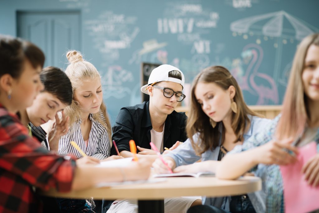 Cómo aumentar la autoestima en adolescentes